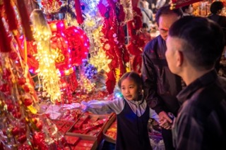 Although there is no quick fix to #China's economic difficulties, it recently announced government policies highlighting three priorities — growth, stability and confidence. Learn more: bit.ly/3JsW0nx #economy