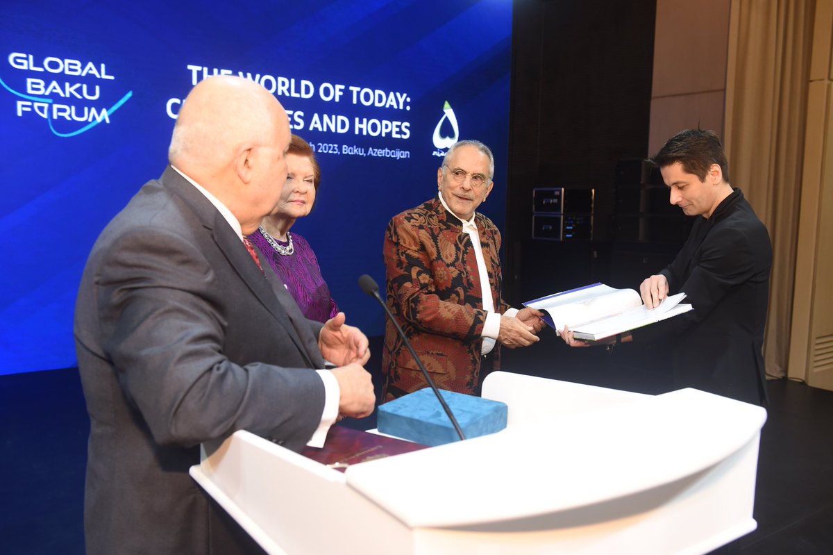 NizamiGanjaviIC's tweet photo. #NizamiGanjaviAward 2023
#XGBF #XGlobalBakuForum #Peace #Tolerance #Dialogue #Understanding #RuleofLaw #sharedsocieties https://t.co/LQKIwsCjCD