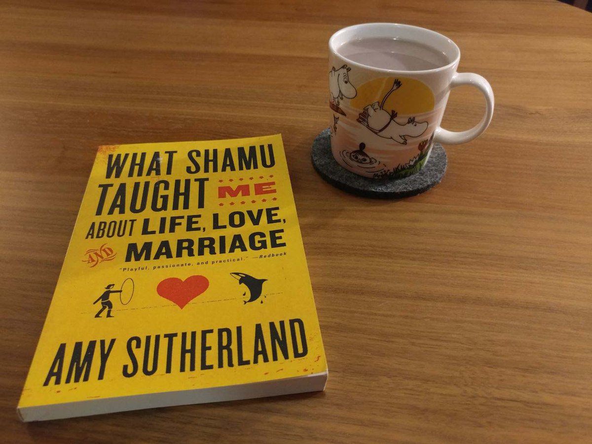 📖This is my #book for the weekend.

I've read it a while back, and enjoyed the #author's witty observations. I find this book to be lighthearted and delightful.

Enjoy your weekend everyone🙂

#IamAReader #BooksWorthReading #readingforpleasure #books #readingcommunity #weekend