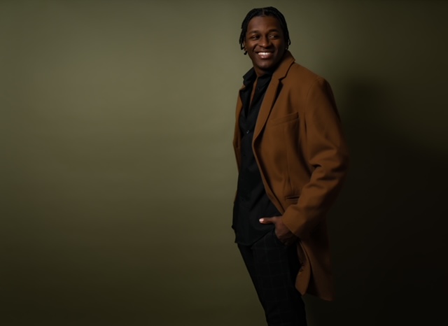 Michael Solomon talks about his role on Freeridge, Netflix’s On My Block spinoff series, and how he landed it. Tap to read more fal.cn/3wFuk 

#michaelsolomon #netflix #castingstory #rusty #dramedy #freeridge