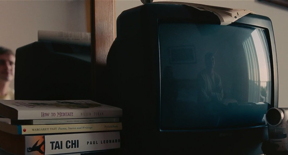 TheCinesthetic's tweet photo. Aftersun (2022) dir. Charlotte Wells https://t.co/NeflizvPUs