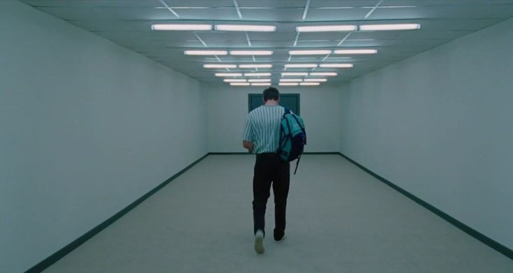 TheCinesthetic's tweet photo. Aftersun (2022) dir. Charlotte Wells https://t.co/NeflizvPUs