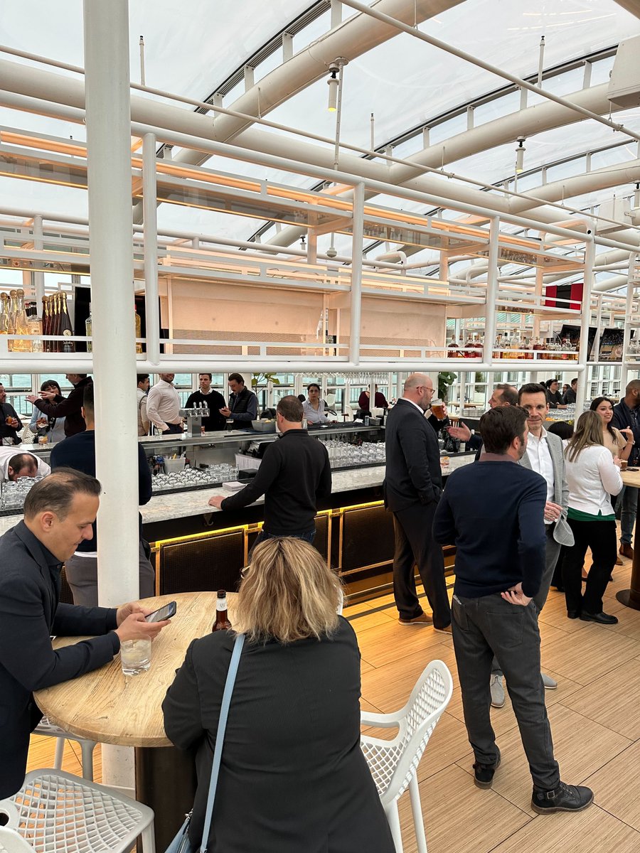 LitifyHQ's tweet photo. 🍸✨Claims & Cocktails with Team Litify and CLM Chicago
We partnered with @TheCLMalliance for an evening of meaningful claims conversations and unbeatable views.
Discover the Litify difference for claims litigation today: https://t.co/62oa87wYSh
#claimslitigation #insurance https://t.co/2epQCZYGam