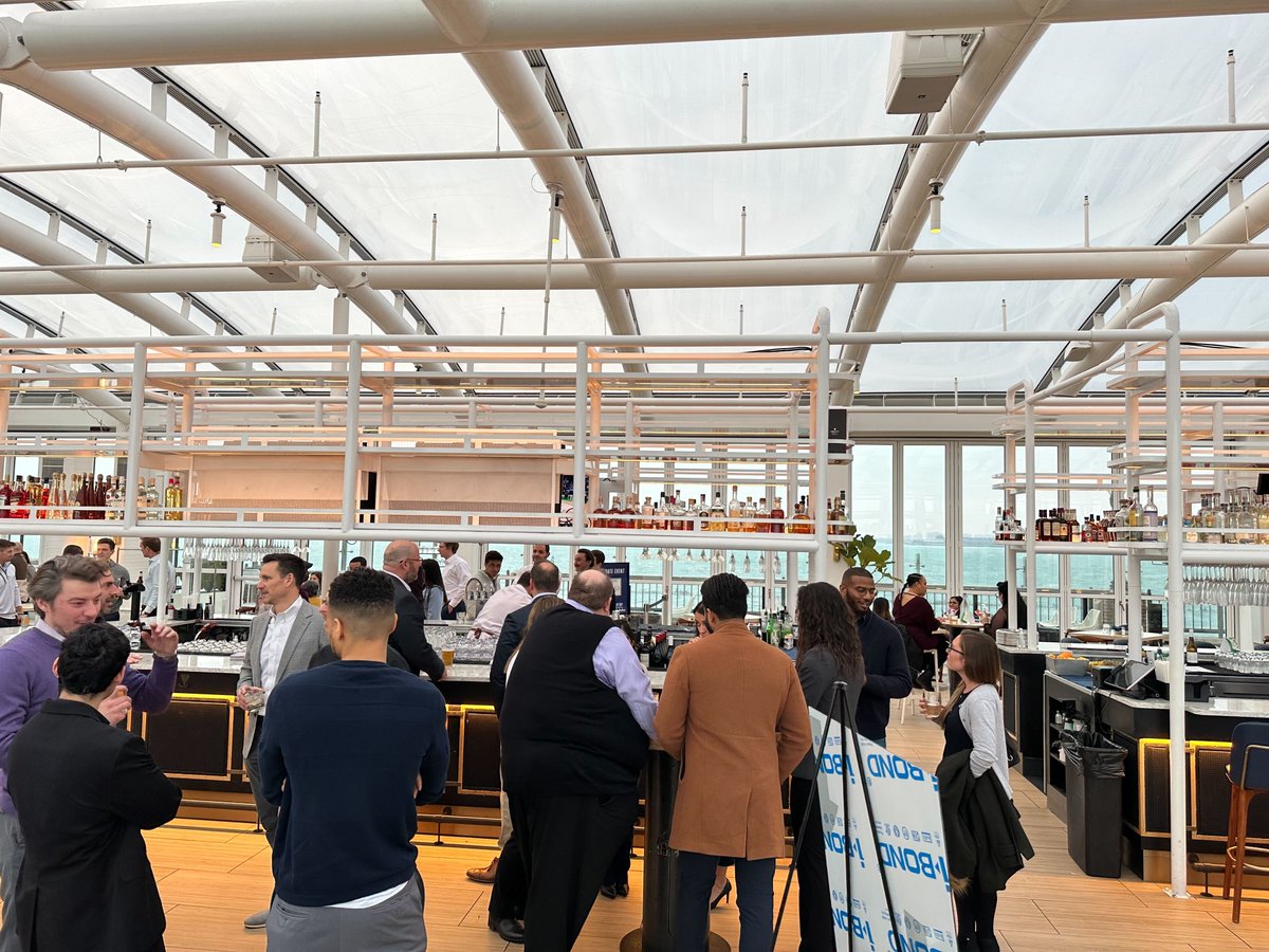 LitifyHQ's tweet photo. 🍸✨Claims & Cocktails with Team Litify and CLM Chicago
We partnered with @TheCLMalliance for an evening of meaningful claims conversations and unbeatable views.
Discover the Litify difference for claims litigation today: https://t.co/62oa87wYSh
#claimslitigation #insurance https://t.co/2epQCZYGam