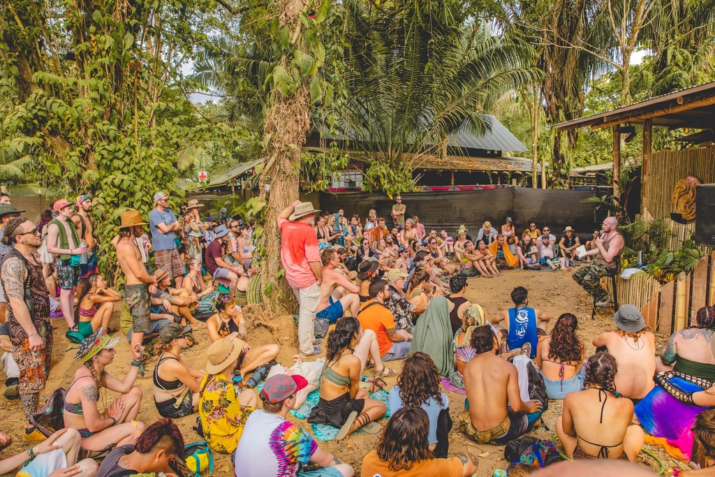 Android Jones tweet media