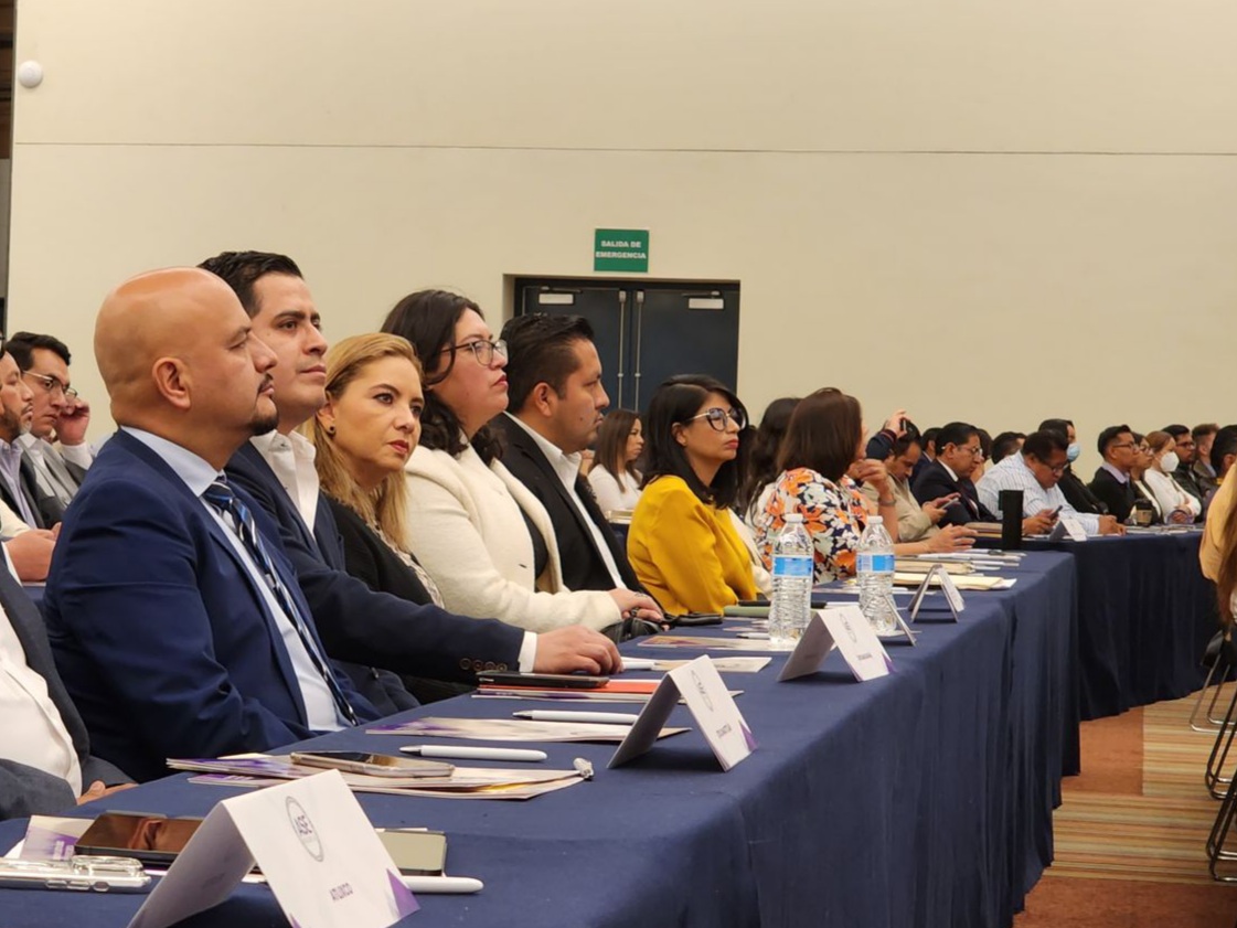 Paola_Angon's tweet photo. Acompañé a la titular de la @AsePuebla, Amanda Gómez, y al Secretario @juliohuerta en el Congreso Estatal de Fiscalización Superior y Rendición de Cuentas 🔎.

En #Cholula tenemos un compromiso con la transparencia, ✅acreditado por el 💯% de cumplimiento ante el @ITAIPUE. https://t.co/NpWzDFOSZd