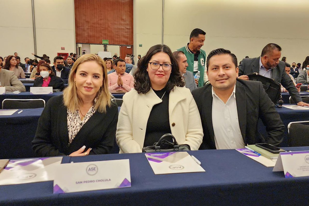 Paola_Angon's tweet photo. Acompañé a la titular de la @AsePuebla, Amanda Gómez, y al Secretario @juliohuerta en el Congreso Estatal de Fiscalización Superior y Rendición de Cuentas 🔎.

En #Cholula tenemos un compromiso con la transparencia, ✅acreditado por el 💯% de cumplimiento ante el @ITAIPUE. https://t.co/NpWzDFOSZd