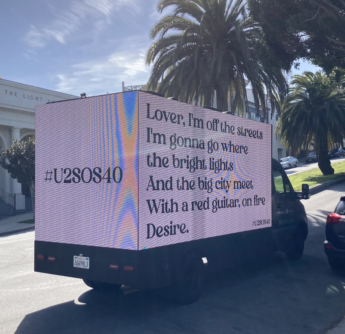 bookthoughts's tweet image. SAN FRANCISCO 🌈 
#u2 #u2sos40 #desire