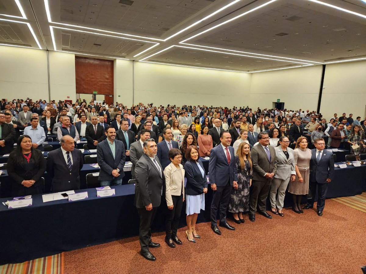 Paola_Angon's tweet photo. Acompañé a la titular de la @AsePuebla, Amanda Gómez, y al Secretario @juliohuerta en el Congreso Estatal de Fiscalización Superior y Rendición de Cuentas 🔎.

En #Cholula tenemos un compromiso con la transparencia, ✅acreditado por el 💯% de cumplimiento ante el @ITAIPUE. https://t.co/NpWzDFOSZd