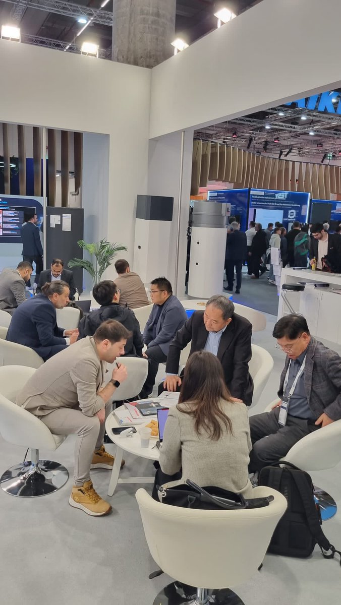 solimpeks's tweet photo. #ISH23 ends today. We met very valuable people over the course of five days. Our team held hundreds of meetings during the fair.
We thank all our stakeholders and employees.
See you again 😊 👋🏻

#solimpeks #renewableheating 
#ish2023 https://t.co/wjqYPIrXMA