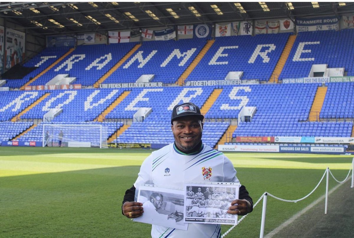 ISAtrfc's tweet photo. 🫱🏼‍🫲🏾 The son of #TRFC’s first black player, Elkanah Onyeali, Obidinma, today visited Prenton Park from Nigeria for a stadium tour and will attend tomorrows match

Obidinma said: "My father would be so proud. He never stopped talking about Tranmere Rovers and his teammates." https://t.co/MBlYOyWaJA