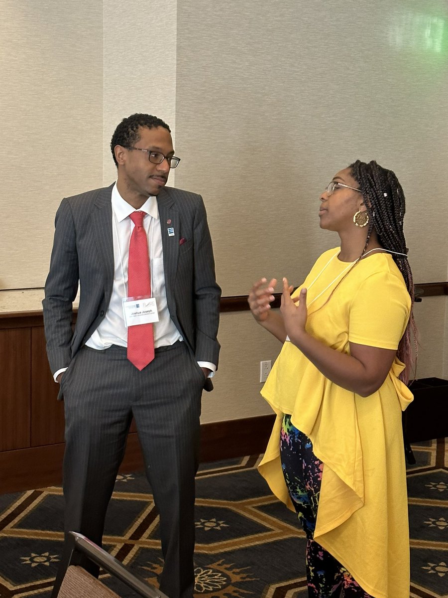 Rodneikka tweet media