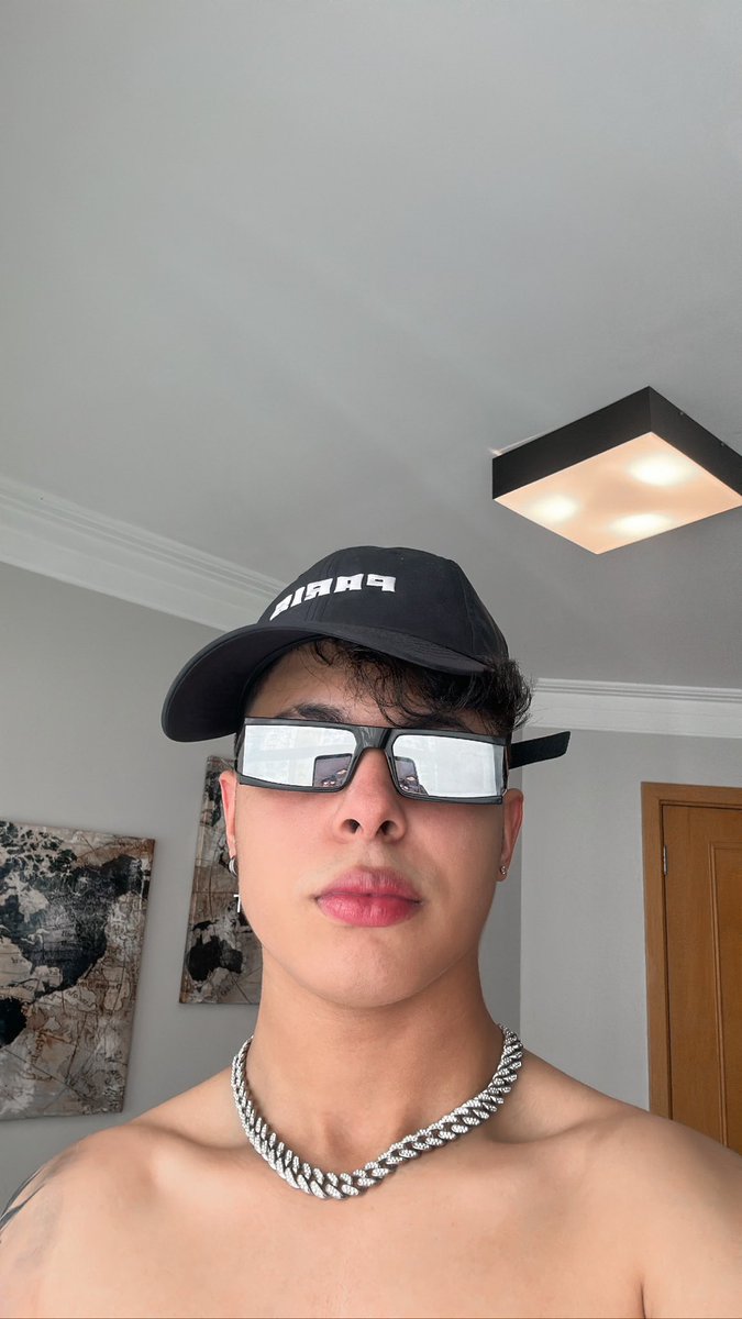Wallacebernard0's tweet photo. De volta ao Twitter! 🫶🏽💙 https://t.co/mwgGCyjzmO