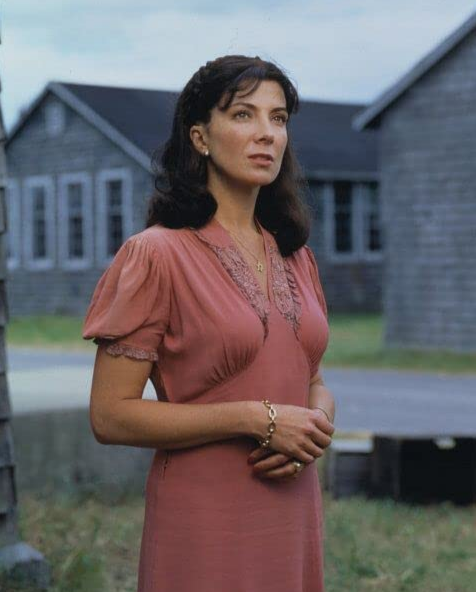 Base31PEC's tweet photo. One of them being the television movie, "Haven," which was released in 2001 and brought several well-known actors to Base31 to film, including the late Natasha Richardson.#Base31OnScreen #base31 #MovieTrivia #DidYouKnow https://t.co/0cPFCfTCop