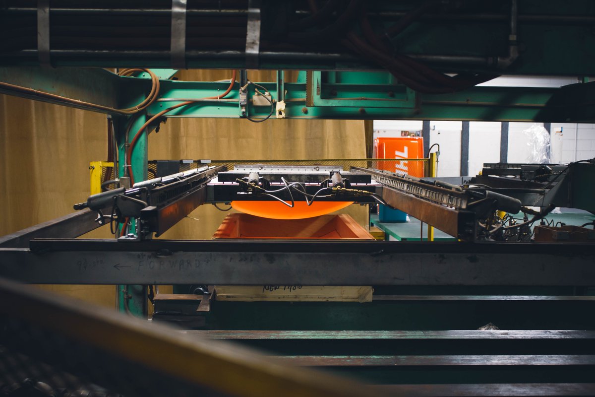 DualiteTweets's tweet image. 🔥The magic of thermoforming sign faces! Our innovative process shapes and molds materials to perfection, creating stunning, durable signage that withstands the test of time. 🕰️👏✨ #Thermoforming #SignFaces #Signage #Manufacturing