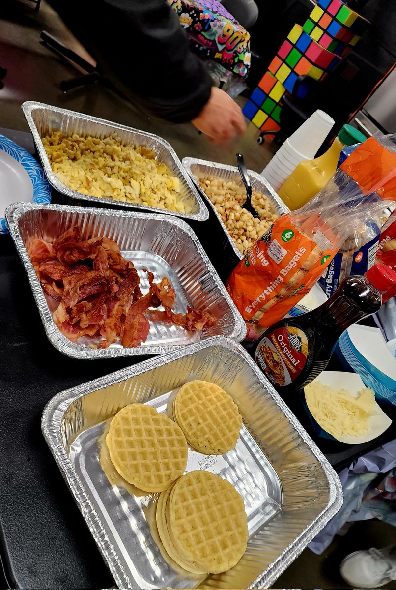 Kia Monroy tweet media