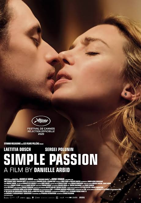 sayantansunnyg's tweet photo. The sorcery of Annie Ernaux, that soundtrack made of rubies and stardust with one of the best renditions of Dylan's "I Want You" that I've ever heard, and Laetitia Dosch's lonesome, betrayed eyes that could house a million everyday heartbreaks without flinching. #SimplePassion https://t.co/jerbDskUAI