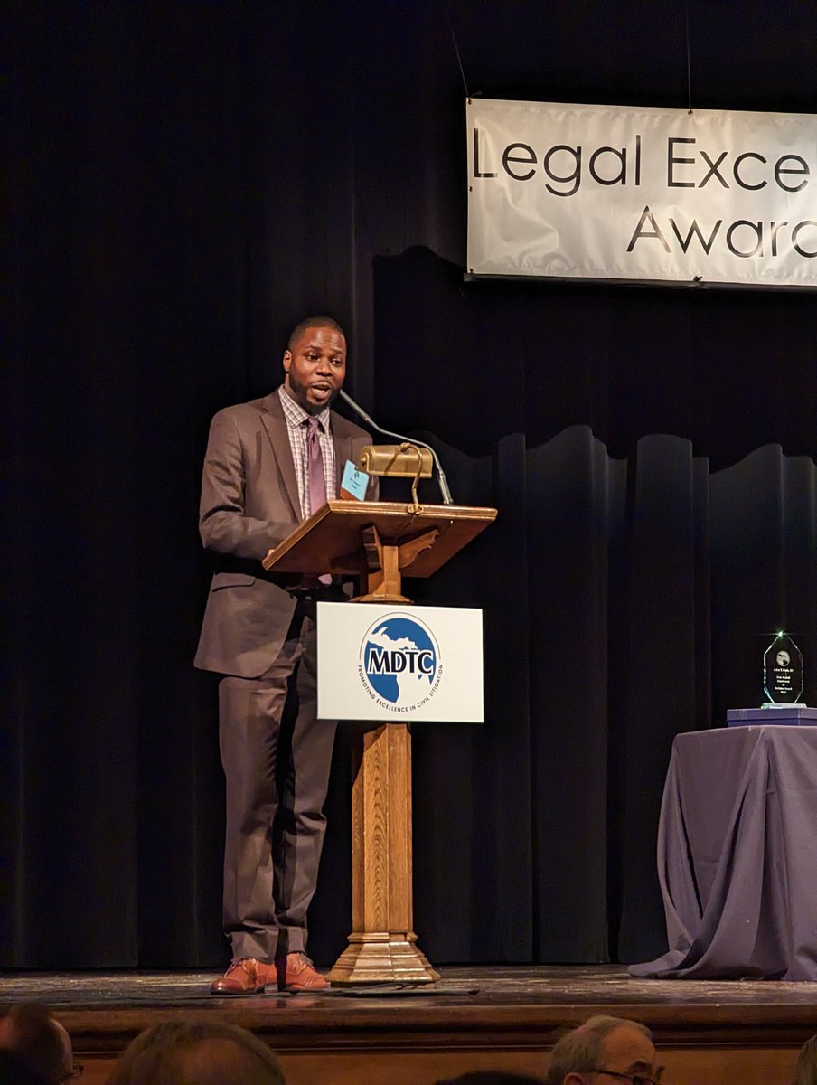 mmrick4's tweet photo. So proud of my friend &amp; MJA colleague, @OakGov Judge Kwame Rowe, for receiving the @MDTCLawyers Judicial Excellence Award last evening! Well done, Judge Rowe! https://t.co/jvrJVT6Ejc