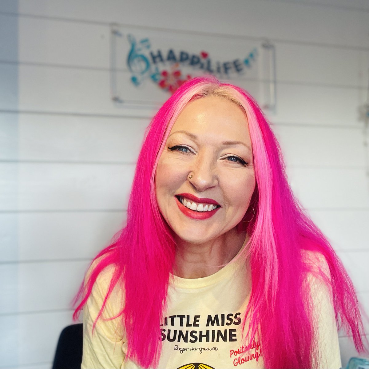 ViX (Fuzzbox) tweet media