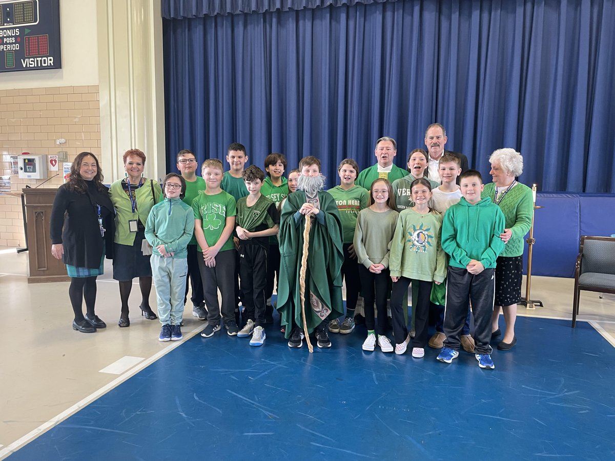 Beautiful Mass today!  Thank you Fr. Damian, Sr. Carole, Mrs. Maccia, Mrs. Walter and 6M!  We learned so much about St. Patrick today!