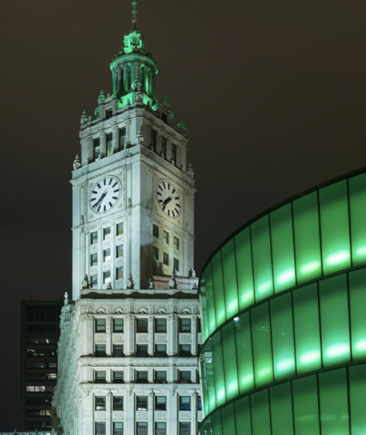 chiarchitecture's tweet photo. On St. Patrick's Day even our buildings wear โ๏ธ green โ๏ธ
๐ธ : barrybutler9
#Chicago #architecture #design #stpatricksday #stpattys #stpatrick #Ireland #Irish #ChicagoIrish #green #greenbeer #WrigleyBuilding #ChicagoHistory #HistoricChicago #Chicagobuilding #Chicagoriver https://t.co/EhXjSYXUq4