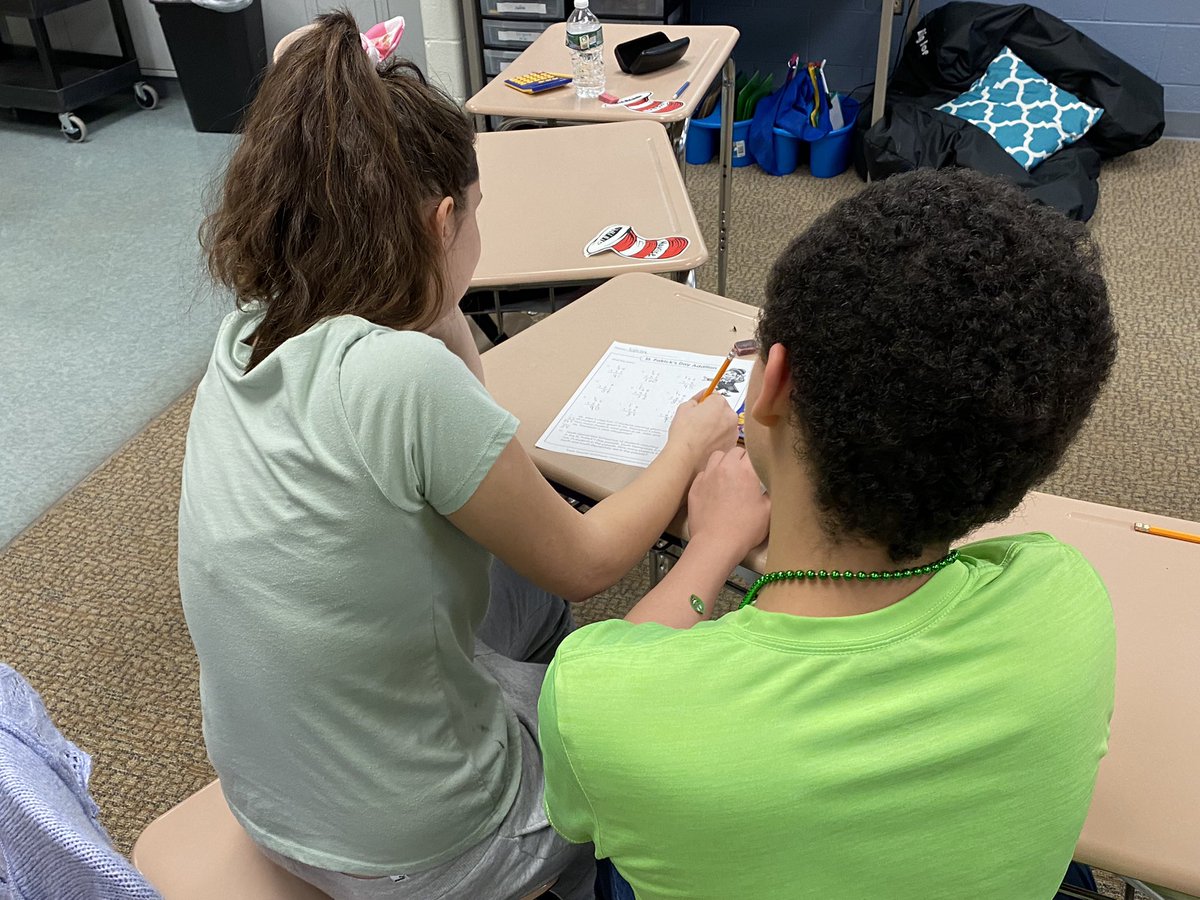 Mrs. Biedermann tweet media