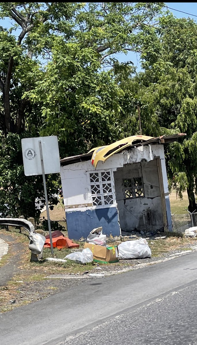 Entrada Ciudad de Panamá, Puente d/l Américas.  Magnífica presentación de nuestra Capital, que pena da! Felicidades MOP, Alcaldía de Panamá 🇵🇦 los botaría de inmediato!!! Toda la ciudad está igual.