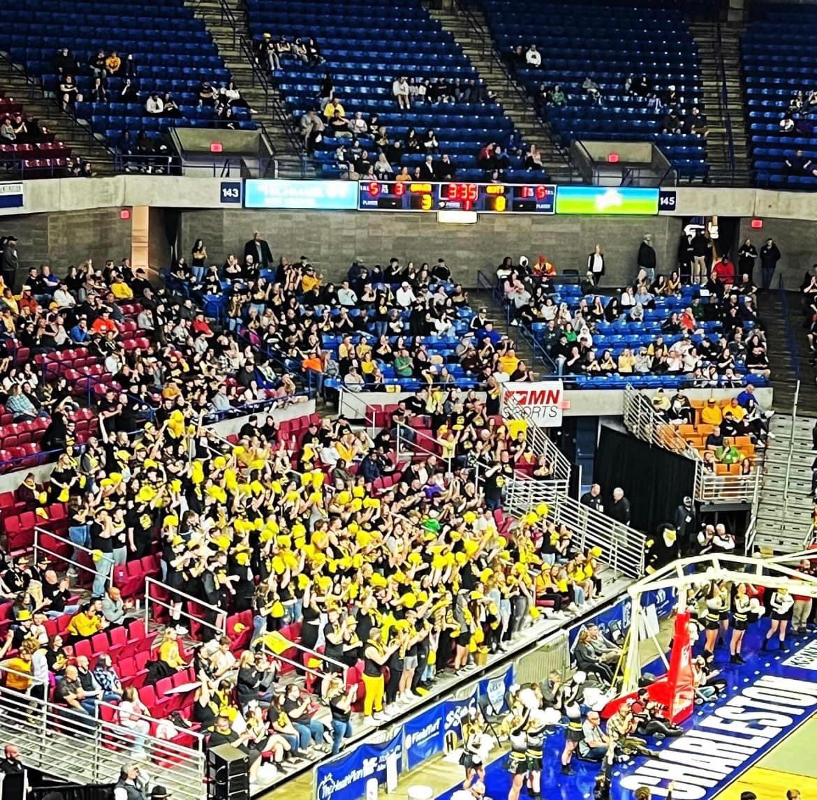 scotthspep's tweet photo. SCOTT STUDENT SECTION SHOWED OUT LAST NIGHT AT OUR 68-62 WIN OVER HOOVER, WE ARE OUT TO KEEP OUT TITLE OF #1 STUDENT SECTION AT STATES FOR THE 2nd YEAR IN A ROW! SEE YOU TONIGHT! https://t.co/KPTJ66ofyT