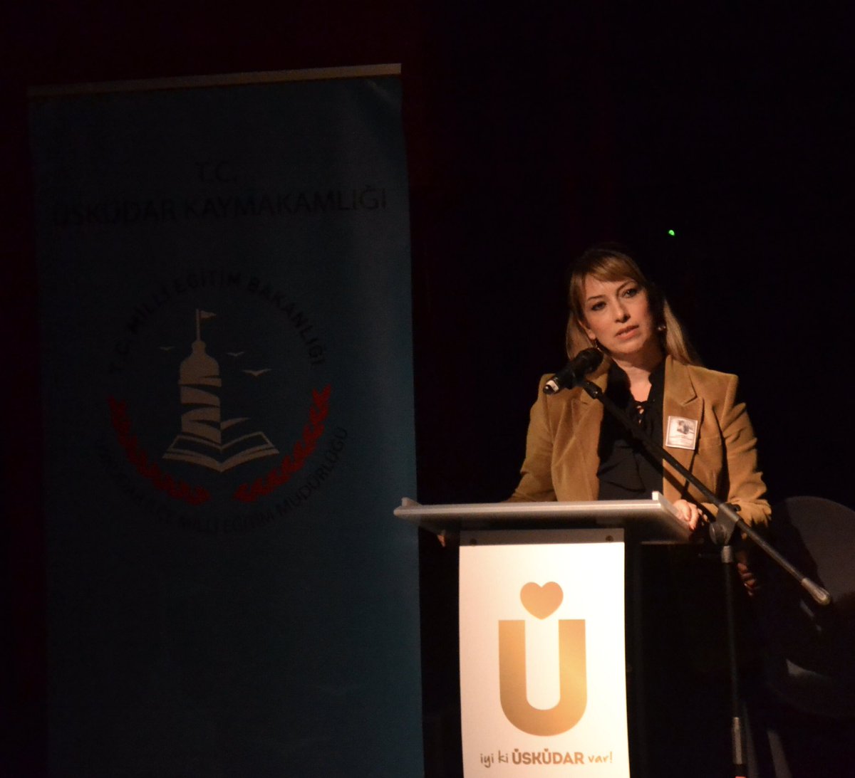 RatipPasaGSL's tweet photo. Okulumuz öğretmen ve öğrencilerinin tertiplediği 18 Mart Çanakkale Zaferi ve Şehitleri Anma Günü İlçe Programımız; Kaymakamımız Belediye Başkan Yardımcımız İlçe Milli Eğitim Müdürümüz ve protokolümüzün katılımlarıyla Bağlarbaşı Kültür Merkezinde gerçekleştirildi. https://t.co/XXXCmodDX8