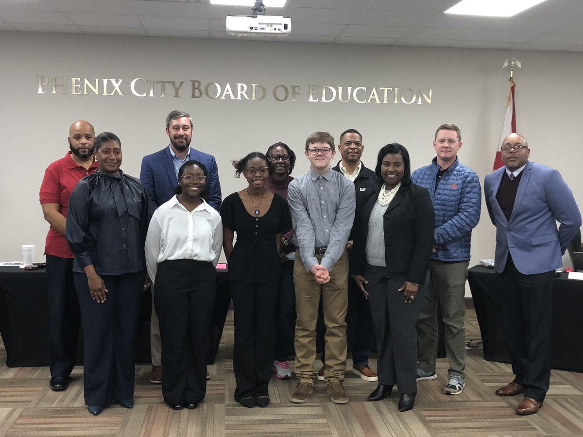 Jason_Sasser's tweet photo. Pretty good week for my boy! He was inducted into the Central High chapter of the National Honor Society and had the opportunity to represent SkillsUSA at the Phenix City Board of Education meeting as the chapter’s Vice President. https://t.co/6QPMLPfWIp