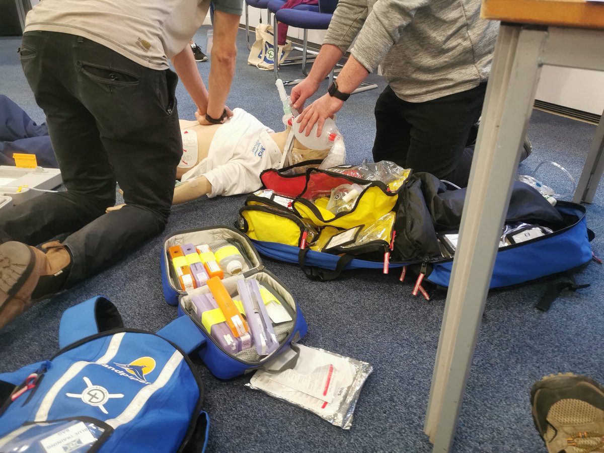 Volteral's tweet image. End of day one &amp;amp; the pulse is strong with these candidates #ALS #OHCA @BASICSScotland #PHECC Stirling ❤️💪👌👍 @hut_lucy @kittyabdn @davidcooper1975