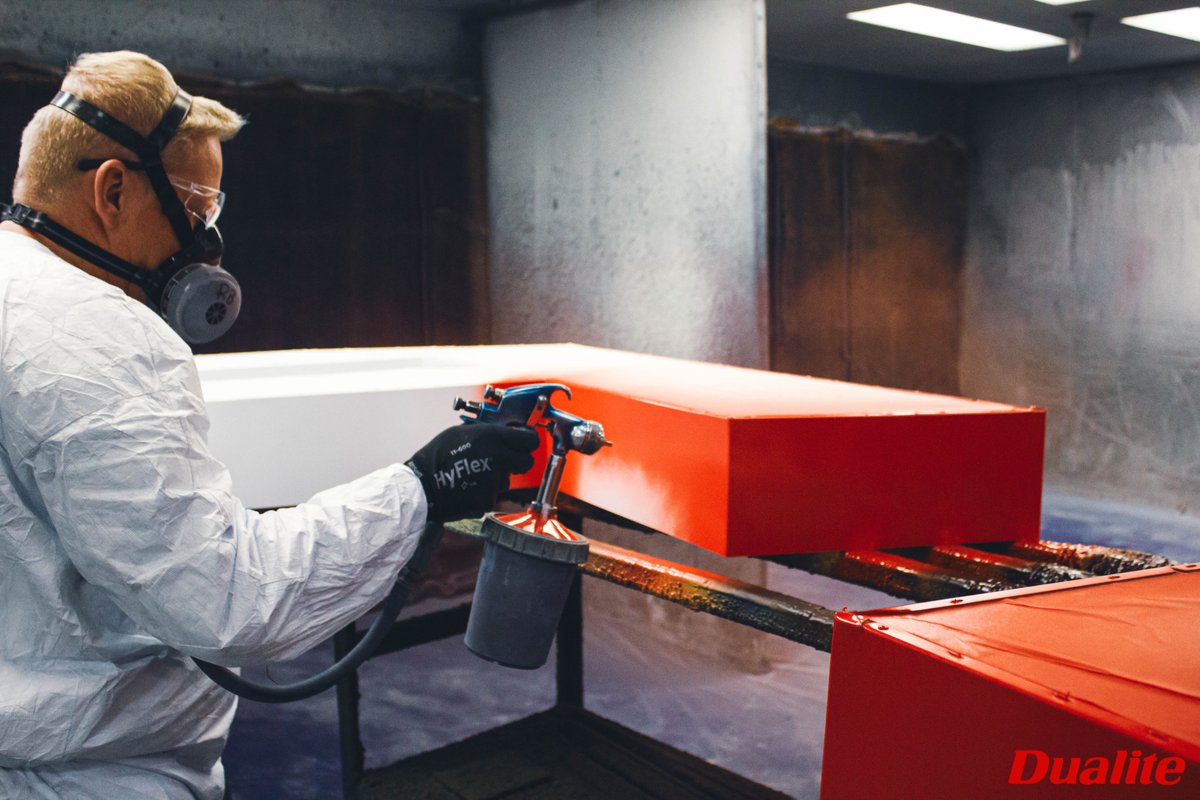 DualiteTweets's tweet image. 🎨Our skilled painter is priming and painting with precision, ensuring your signage looks flawless and professional!🌟From the first layer of primer to the final coat of paint, we're dedicated to quality and durability that lasts.💪#SignPainter #PrimingAndPainting #Signage #Sign
