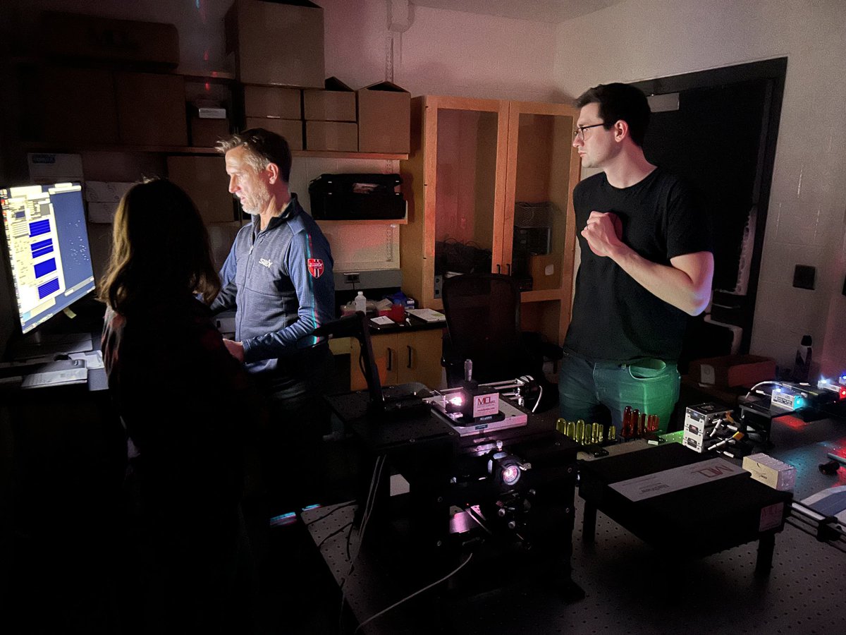 Thank you Eric Drier of ⁦<a href="/MadCityLabs1/">Mad City Labs</a>⁩ for an incredible week spent assembling our RM21 Micro Mirror TIRF microscope and teaching us so much about optics (and genetics too)!