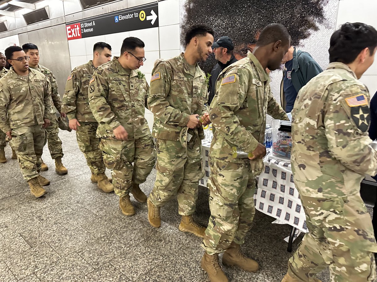 USONewYork's tweet photo. Happy St. Patrick's Day! The USO was by the side of the1st Battalion 69th Infantry Regiment after they marched in the New York City St. Patrick's Day Parade. Drop a ☘️ in the comments and show your support! https://t.co/JNTZIQcOLn