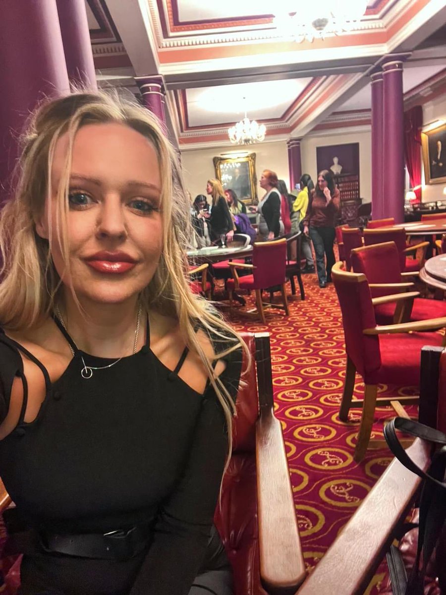 Just looking back over the last 10 days and one of the highlight events organised by <a href="/copyannagrace/">Anna Grace Du Noyer</a> ❤️
instagram.com/p/Cp5fcsBs-qn/…
#InternationalWomansWeek #Liverpool