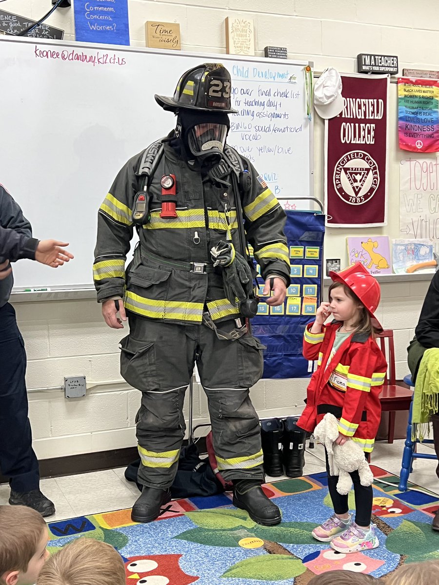 EricaKeane3's tweet photo. Thank you @DanburyFireDept for coming to visit Little Hatters Preschool today! We appreciate you and all you do for our town!! pssst- I think I see a leprechaun on your truck!! 👀 #danburyproud @MrDPrincipalDHS @Danburyk12 https://t.co/qslsno3g2w