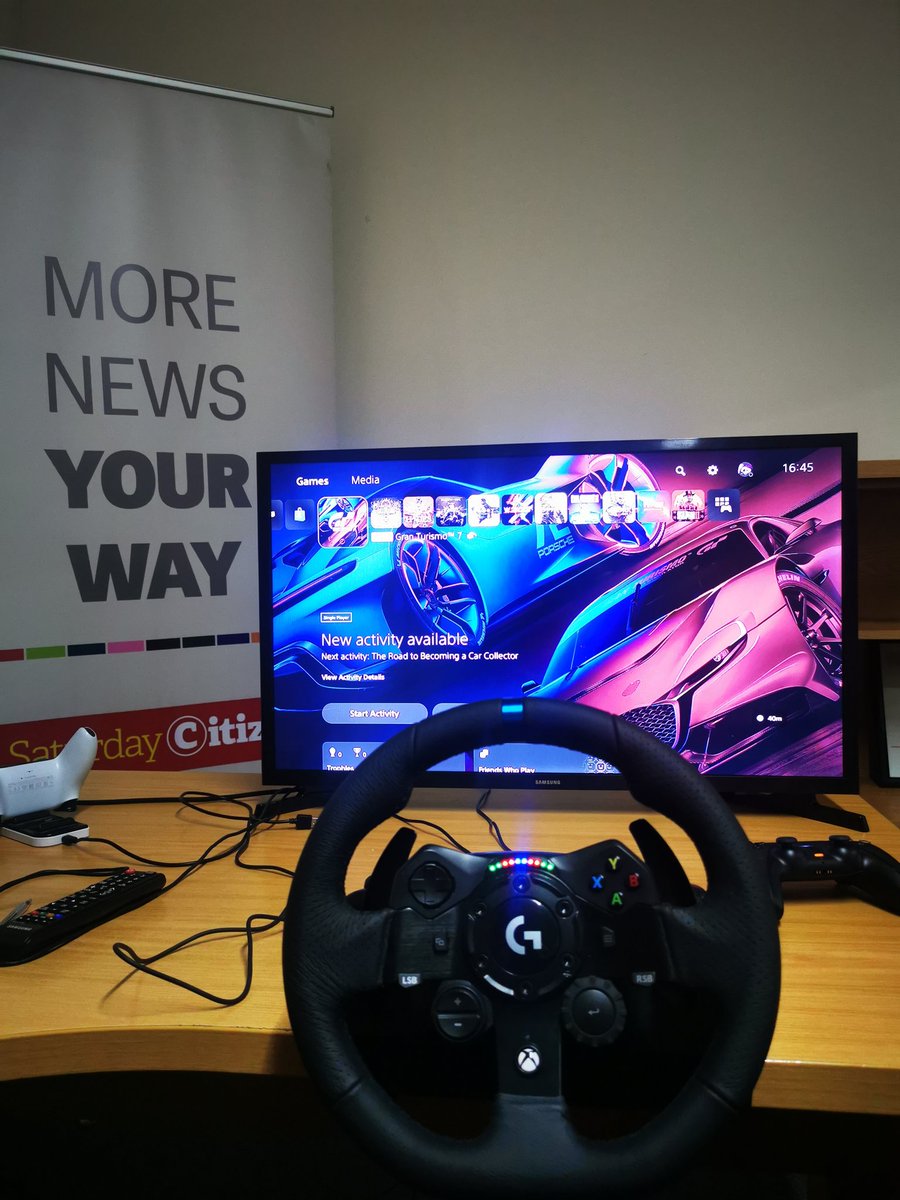cherylkahla's tweet image. We&apos;re serious about reviewing, @kruger_lyle and I. 🎮

Currently testing the @LogitechG #Trueforce racing wheel @TheCitizen_News.

More tech and gaming news, your way 📰 😎 

#TheCitizenNews #TheCitizenTechCheck #LogitechG923 #RacingWheel #LogitechG
