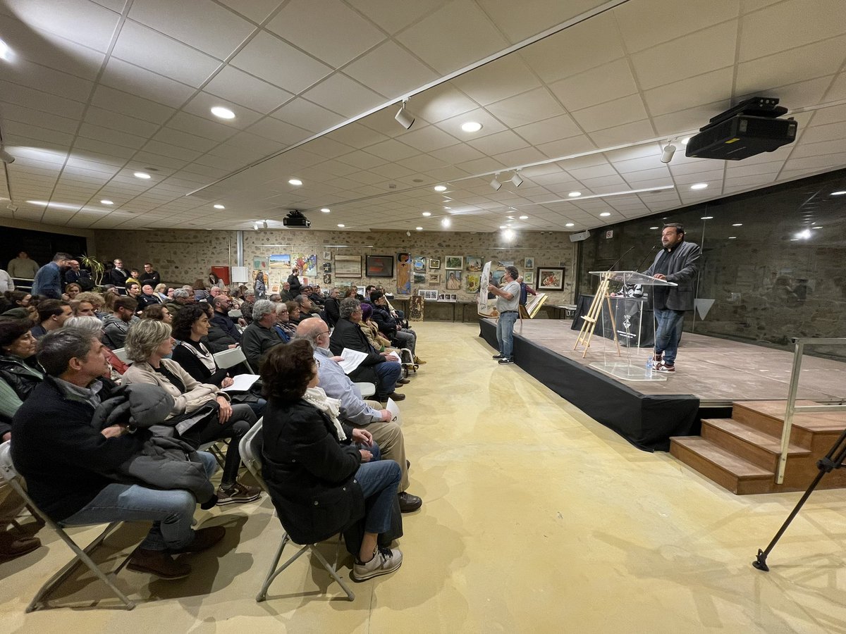 ajuntcalonge's tweet photo. Comencem la subhasta d’art solidària per lluitar contra l’atàxia de Friedreich.
L’objectiu és recaptar fons per la investigació que busca un tractament per aquesta malaltia poc comuna que pateix una veïna de Calonge i Sant Antoni.
#CalongeiSantAntoni #StopFA https://t.co/fu3bF4Yza4