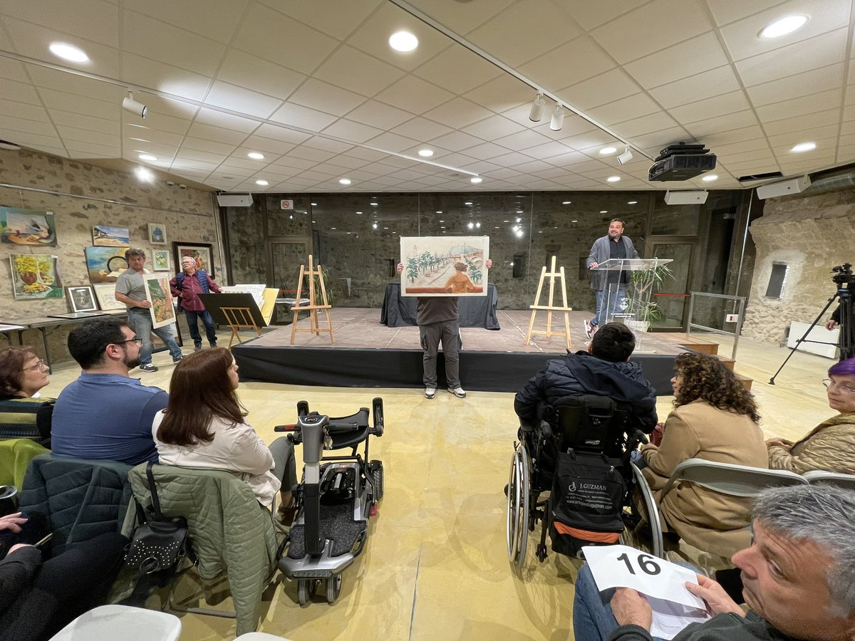 ajuntcalonge's tweet photo. Comencem la subhasta d’art solidària per lluitar contra l’atàxia de Friedreich.
L’objectiu és recaptar fons per la investigació que busca un tractament per aquesta malaltia poc comuna que pateix una veïna de Calonge i Sant Antoni.
#CalongeiSantAntoni #StopFA https://t.co/fu3bF4Yza4