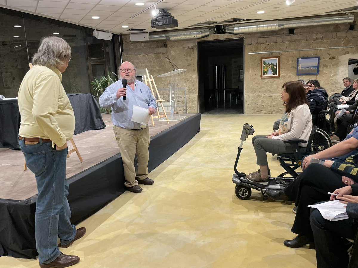 ajuntcalonge's tweet photo. Comencem la subhasta d’art solidària per lluitar contra l’atàxia de Friedreich.
L’objectiu és recaptar fons per la investigació que busca un tractament per aquesta malaltia poc comuna que pateix una veïna de Calonge i Sant Antoni.
#CalongeiSantAntoni #StopFA https://t.co/fu3bF4Yza4