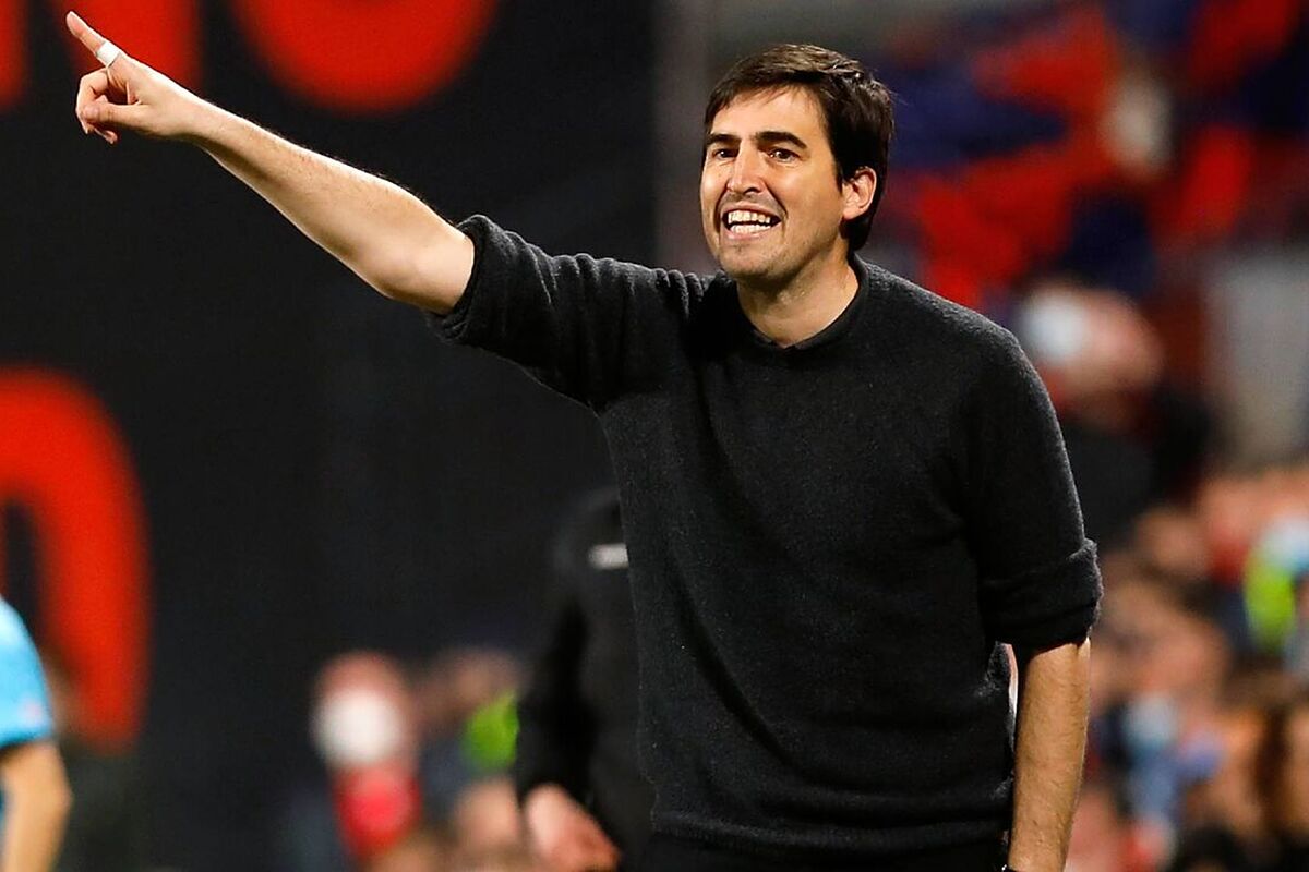 Vale_Futbol's tweet photo. Iraola: "La exigencia nos viene fenomenal, es la única manera de crecer" https://t.co/BEGjk5cLGw Vía @marca https://t.co/kBzRnjHa2K