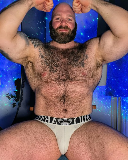 https://t.co/eXGhPNjlrw ⬆️ Just need oil and your hands&hellip;😏 #muscleworship https://t.co/NETJOUFD9n<a href="/tag/muscleworship"class="tags"><span>#muscleworship</span></a>