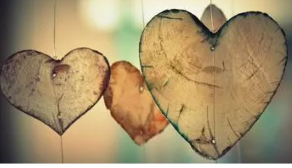 Sevdiğin kadar sevileceksen 
Yoklugun kadarda yoksun.