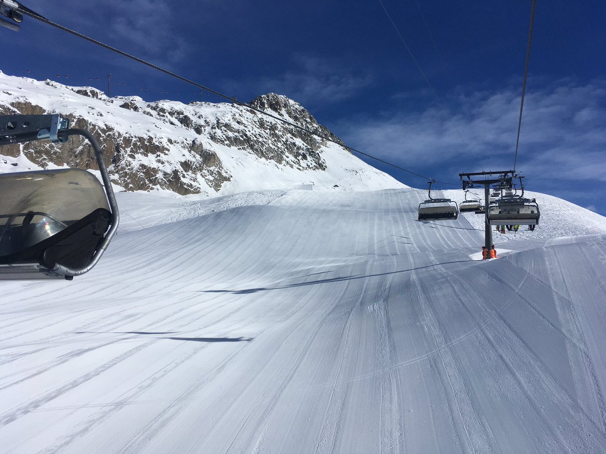 M_Tomaschett's tweet photo. #Skitest @Nordicaskiing Modell #2024. Cooler Ski und geeignet für sportliche Fahrer welche von einem Ski mehr erwarten als nur geschnittene Schwünge fahren zu können. Zudem lässt sich der #Nordica extrem gut steuern und reagiert elegant auf eisiger Piste. Erhältlich im #Sportbeat https://t.co/7D80j19PuK