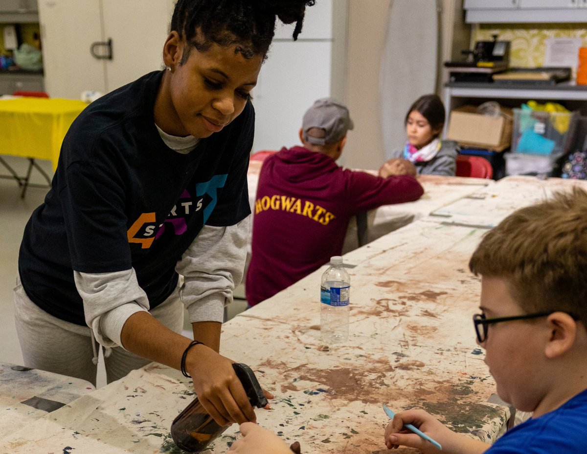 Art Starts tweet media