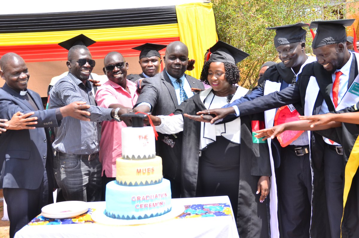 MUBSAruaCampus's tweet photo. We could not keep calm but celebrate the success of all our students.
Congratulations to all graduands of the #MUBS16thGrad.
Best wishes in your next endeavors. https://t.co/aedTt0JS54