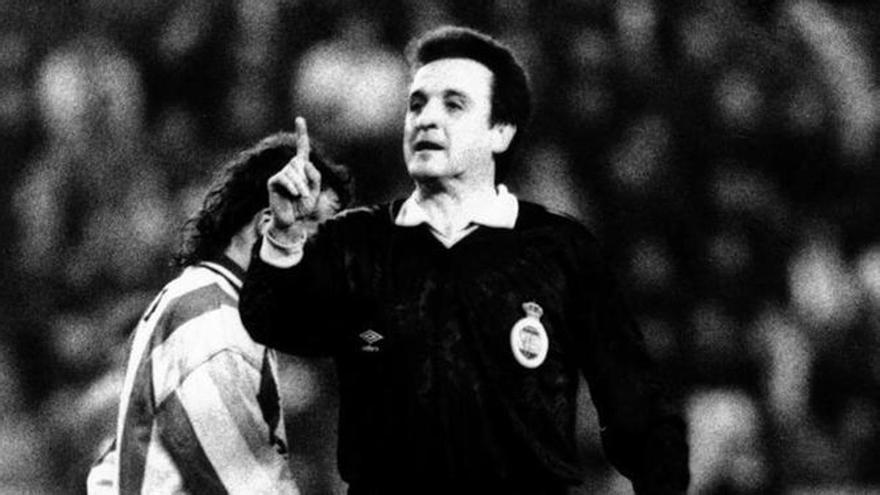 Vale_Futbol's tweet photo. Negreira, a Hacienda: "El Barcelona consideraba que se le perjudicaba y se favorecía a otros" https://t.co/Cl8iRFzqF6 Vía @superdeporte https://t.co/fC5Q8Z1y59