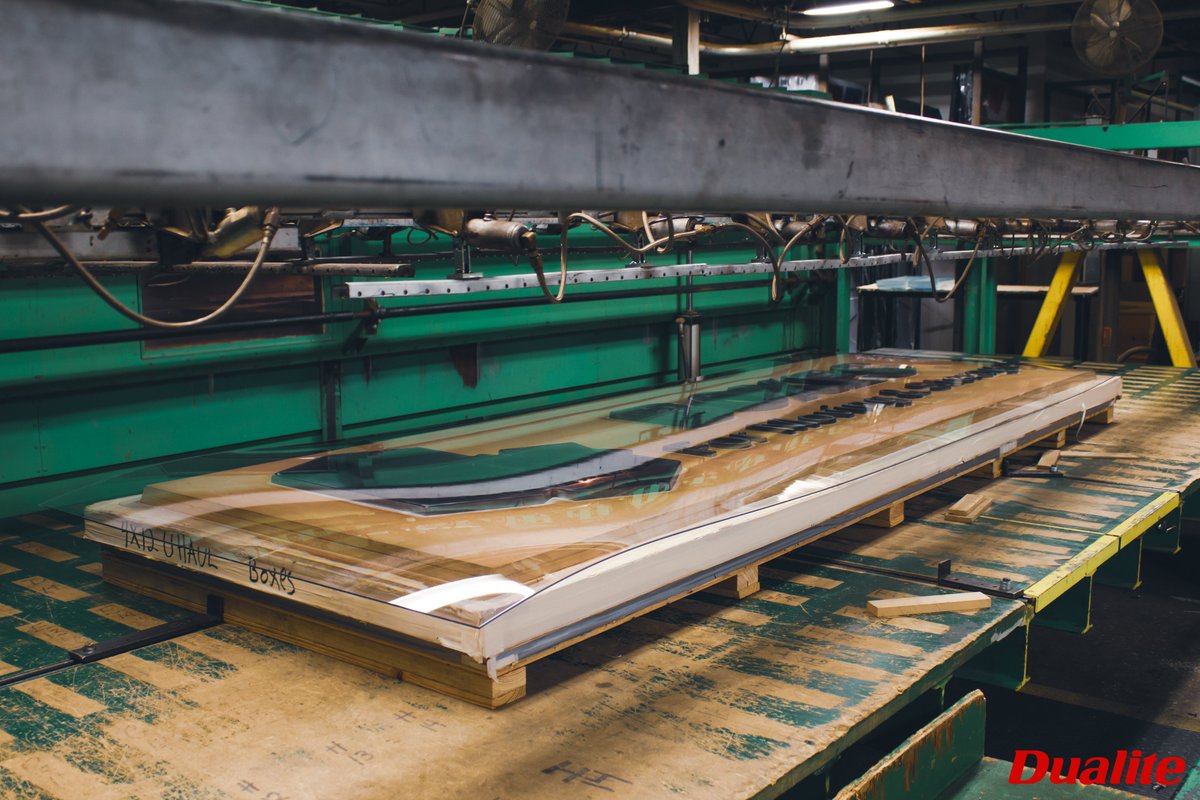 DualiteTweets's tweet image. 🔥#Thermoforming at its finest! We're transforming massive sign faces into striking visuals that capture attention from afar. Our expert process guarantees durability, quality, and stunning designs that elevate your brand. Go big and bold with our thermoformed #SignFaces!💥