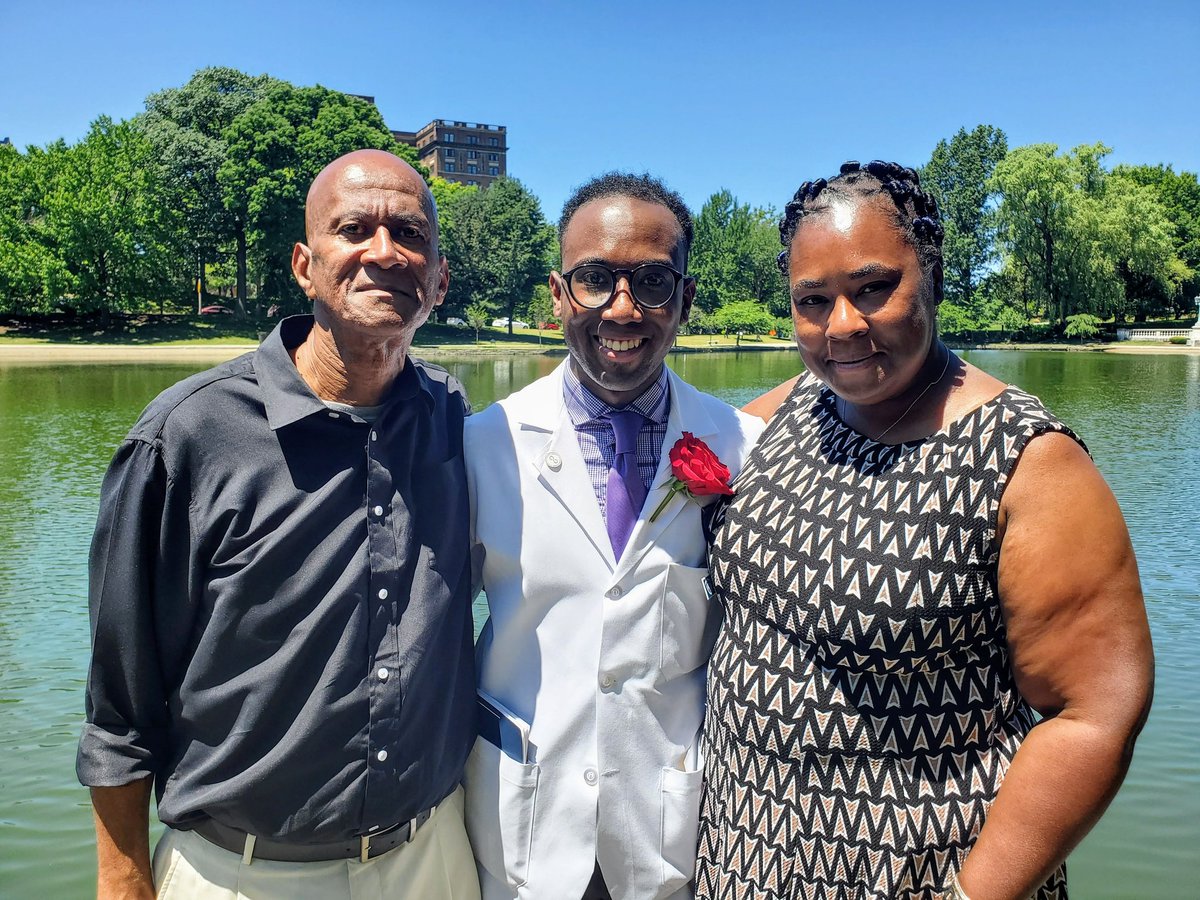 Dominique L. Tucker, MD (@domltucker) on Twitter photo So grateful at proud to announce that I matched at <a href="/UCSFSurgery/">UCSF Surgery</a>!! Thank you to my parents, friends and family. 🫀🔪 So grateful at proud to announce that I matched at <a href="/UCSFSurgery/">UCSF Surgery</a>!! Thank you to my parents, friends and family. 🫀🔪