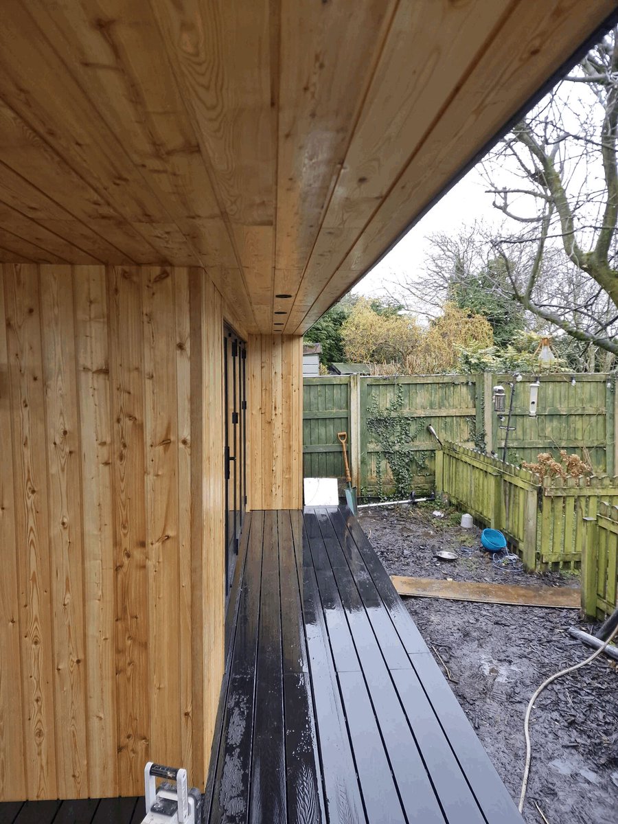 Exciting news! We've just completed Mr. & Mrs. Hallam's beautiful new #gardenroom with a 3m canopy and aluminium bi-fold doors. The larch cladding and laminate oak flooring add warmth and elegance to the space. #privateoasis #homeexpansion #gardenliving